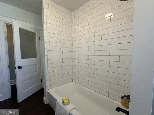 $339,000 | 330 Beechwood Avenue, Ewing, NJ 08618