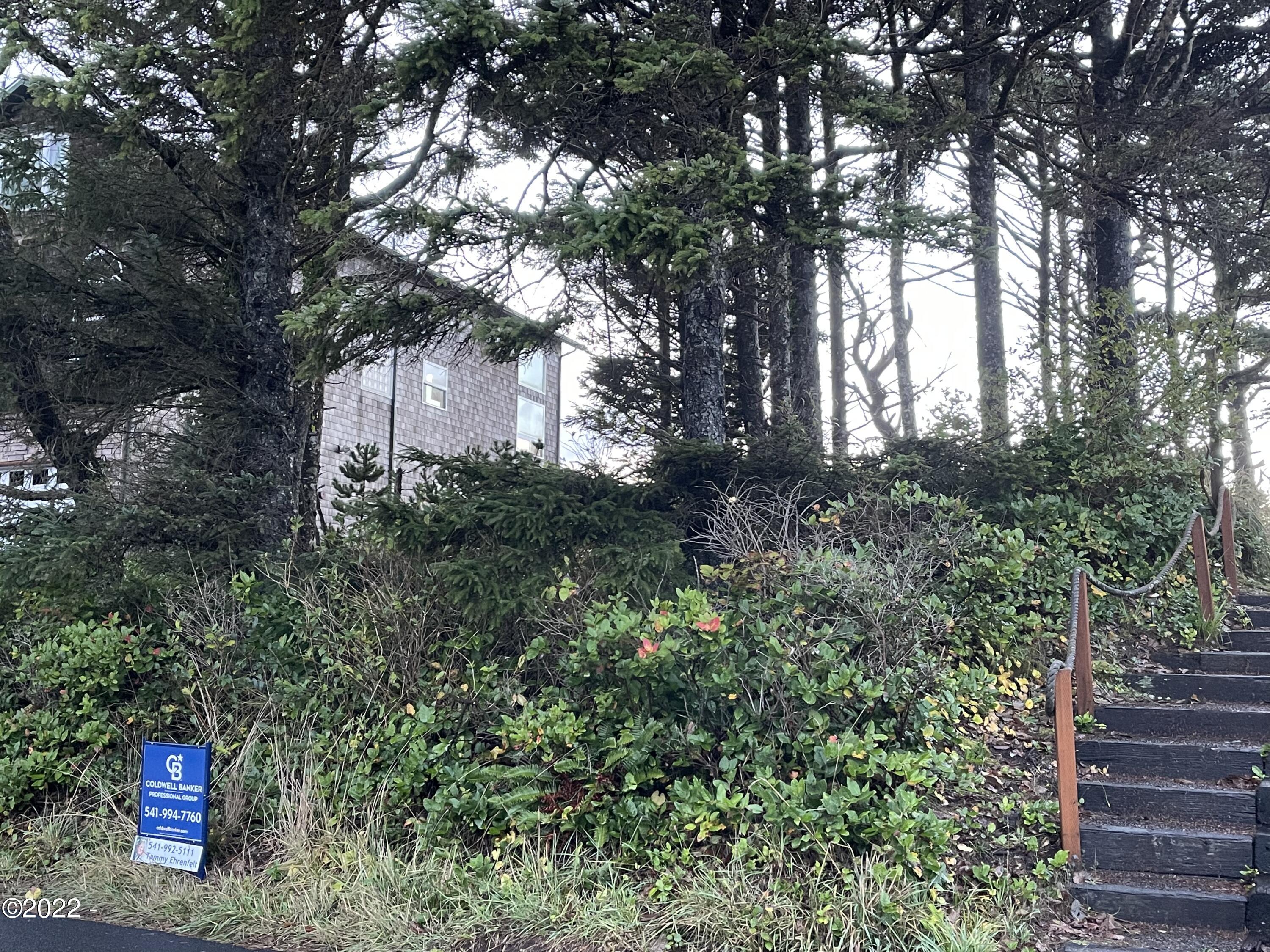 600 Southwest Coast Avenue Depoe Bay, OR 97341 - Photo 7 of 9 25490630-5E13-44A7-B30D-9C2F7D56C921