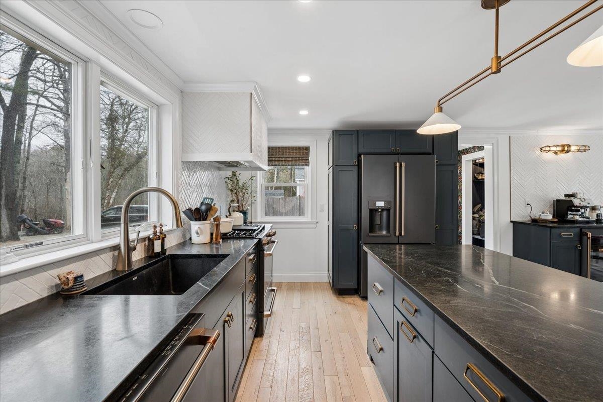 32 Porpoise Drive Rye, NH 03870 - Photo 6 of 49