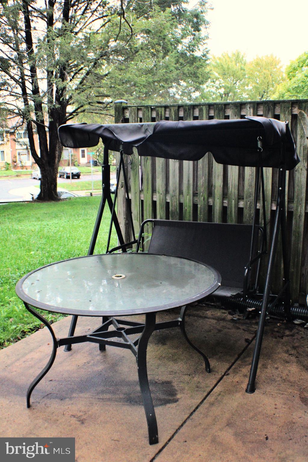 2212 Chamblee Place Herndon, VA 20170 - Photo 18 of 23