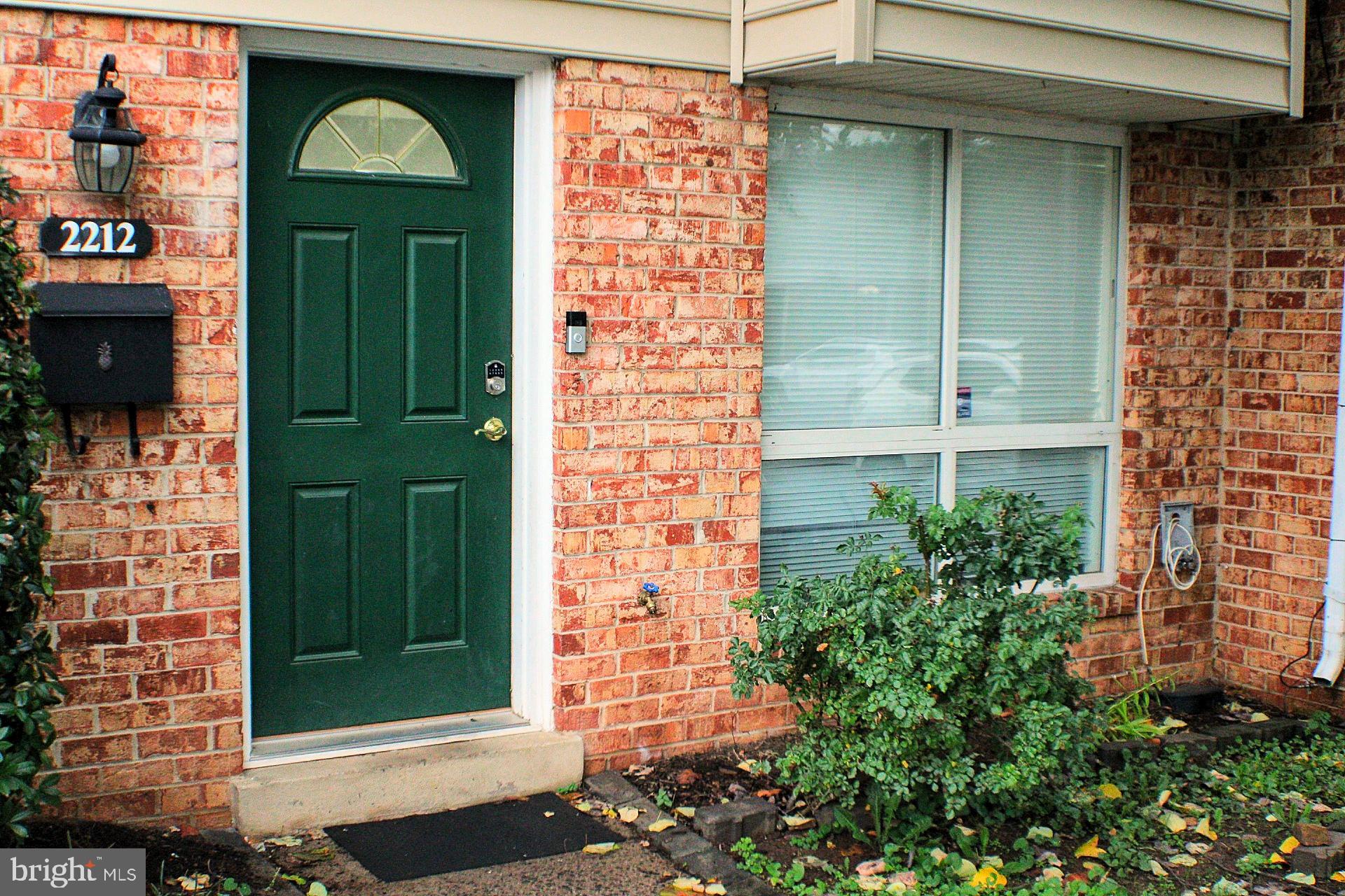 2212 Chamblee Place Herndon, VA 20170 - Photo 3 of 23