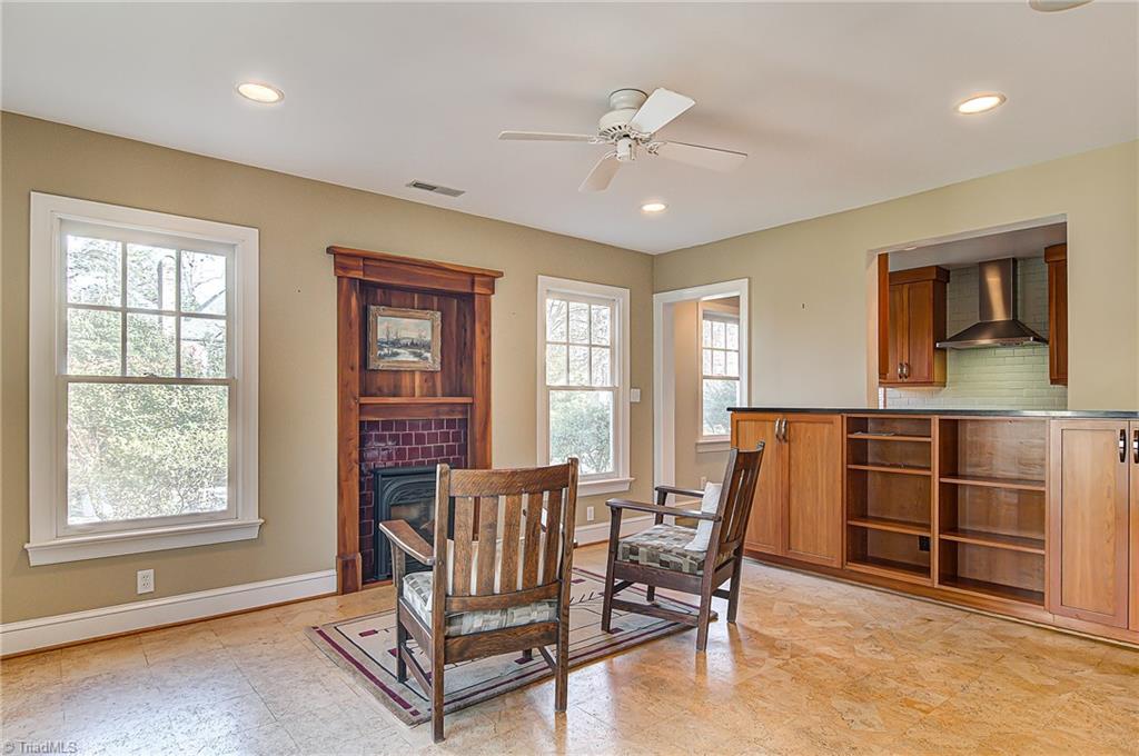 540 Arbor Road Winston-Salem, NC 27104 - Photo 12 of 30 Great room gas fireplace