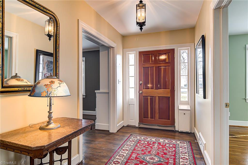 540 Arbor Road Winston-Salem, NC 27104 - Photo 3 of 30 Gallery Image 3