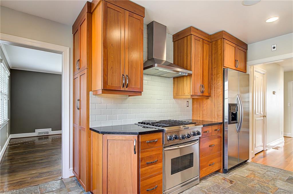540 Arbor Road Winston-Salem, NC 27104 - Photo 6 of 30 Gallery Image 6