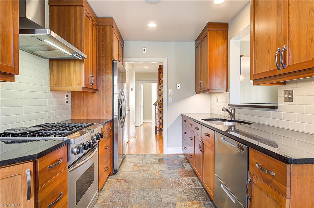 540 Arbor Road Winston-Salem, NC 27104 - Photo 8 of 30 Gallery Image 8