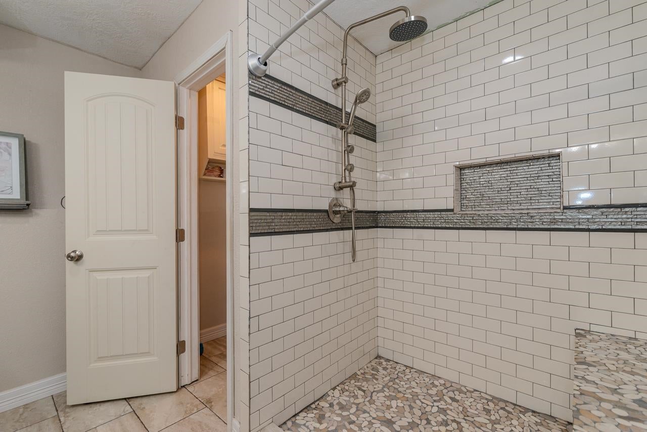 7050 Guess Road Beaumont, TX 77708 - Photo 24 of 50 Gallery Image 24