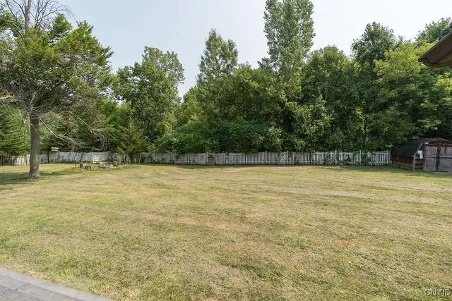 $2,850 | 22522 Duffy Road, Le Ray, NY 13601