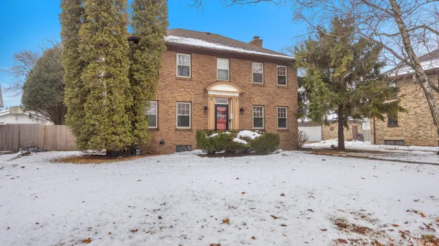 $350,000 | 2419 North 9th Street, Sheboygan, WI 53083