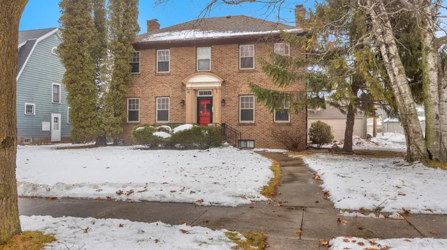 $350,000 | 2419 North 9th Street, Sheboygan, WI 53083