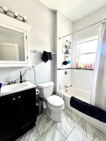 $3,500 | 20 Winslow Road, Unit 2, Brookline, MA 02446