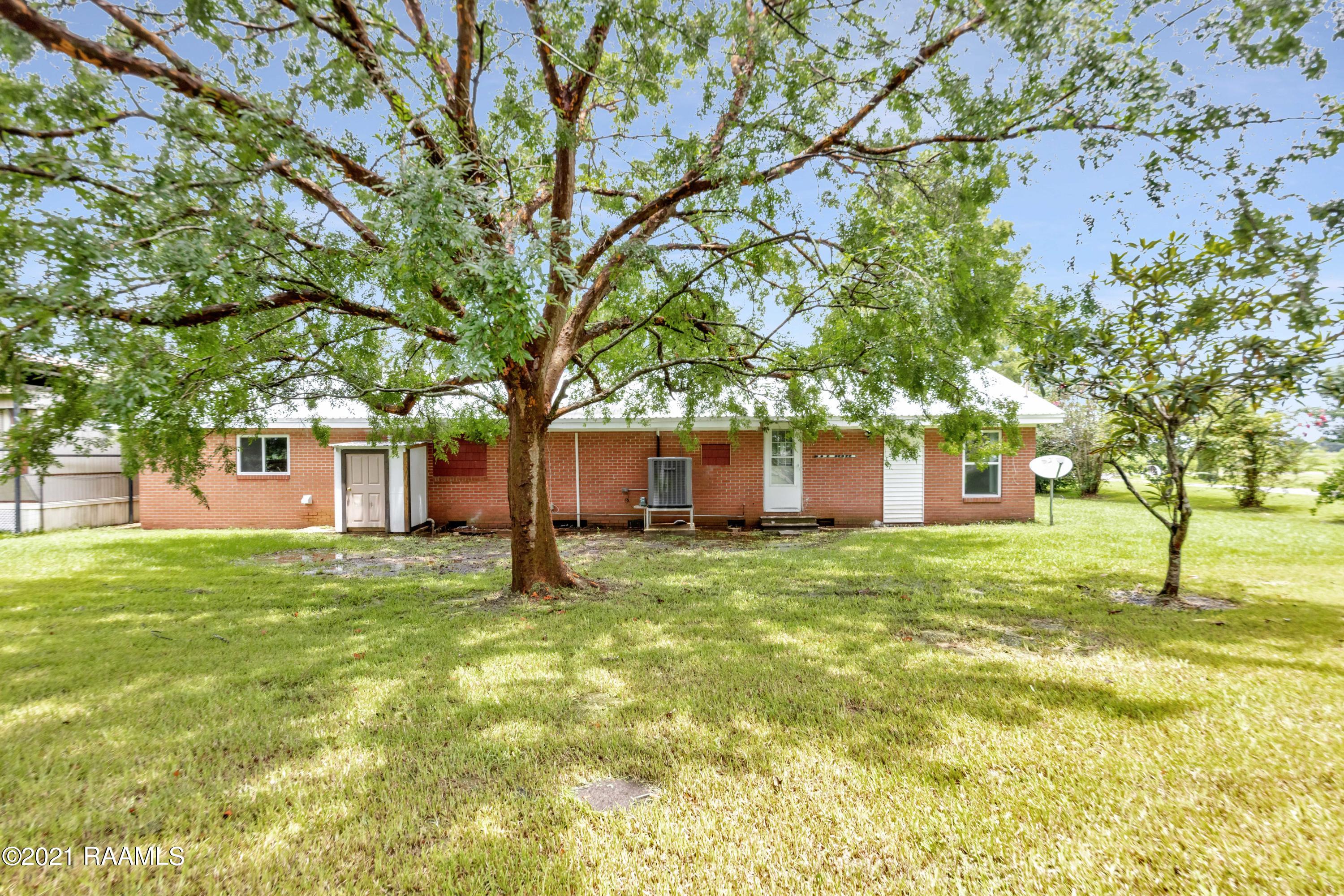 2413 Valery Road New Iberia, LA 70560 - Photo 17 of 19 Gallery Image 17
