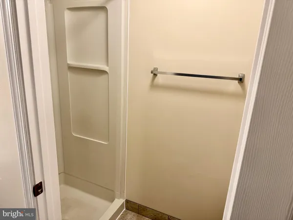 $2,650 | 3723 Castle Terrace, Unit 122, Silver Spring, MD 20904
