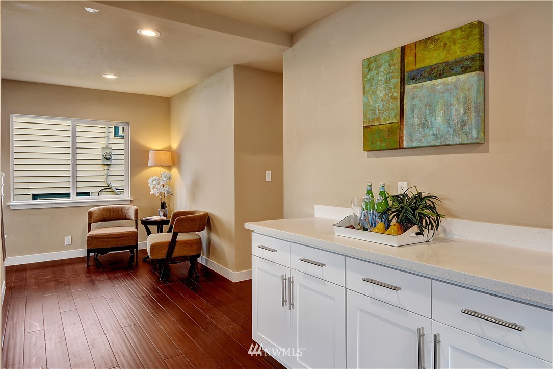 322 Morris Avenue South Renton, WA 98057 - Photo 6 of 17 Gallery Image 6