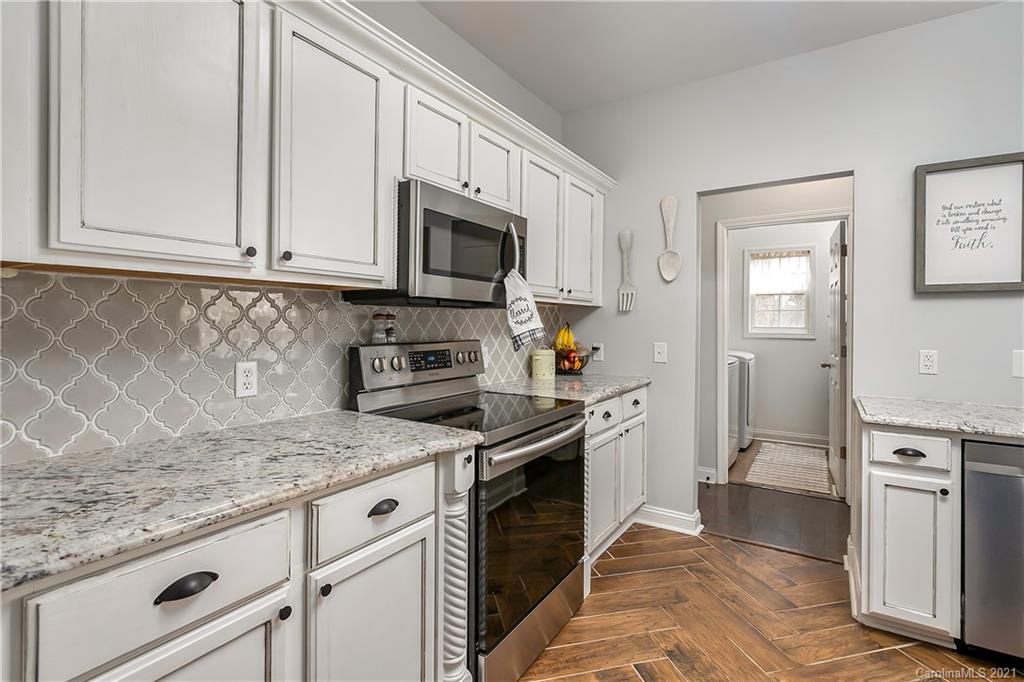 1702 Ivey Church Road Maiden, NC 28650 - Photo 12 of 37 Gallery Image 12