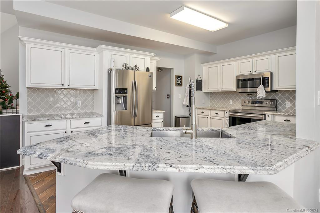 1702 Ivey Church Road Maiden, NC 28650 - Photo 14 of 37 Gallery Image 14