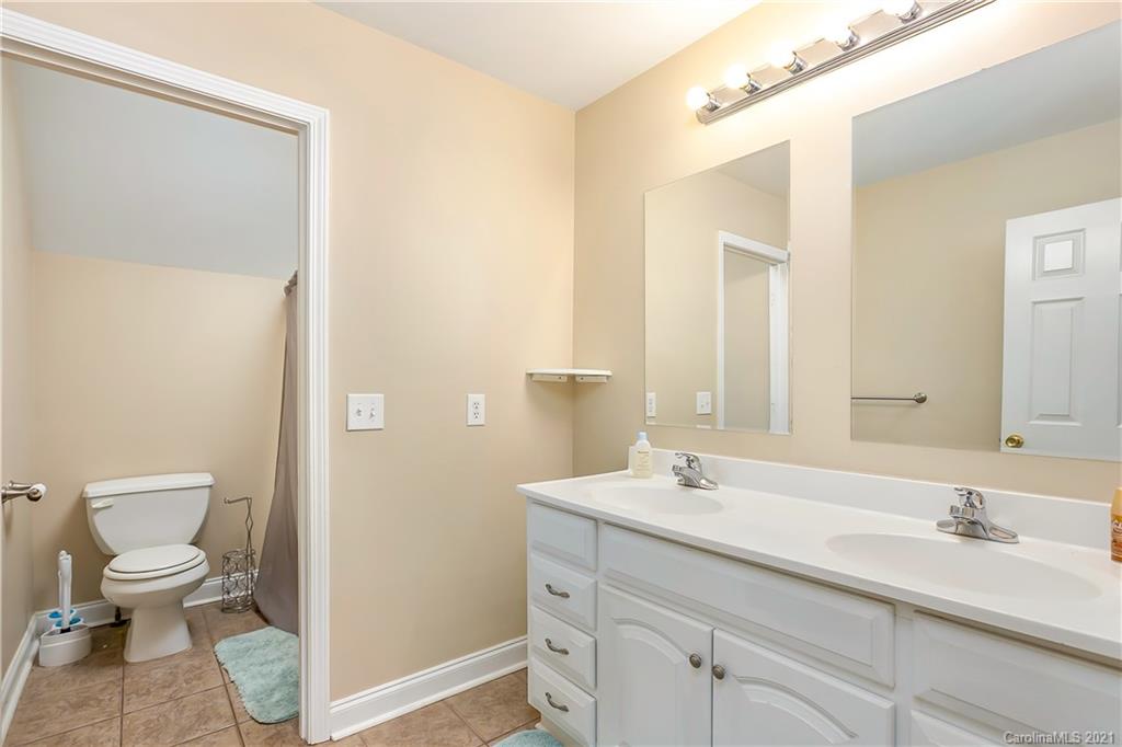 1702 Ivey Church Road Maiden, NC 28650 - Photo 22 of 37 Gallery Image 22