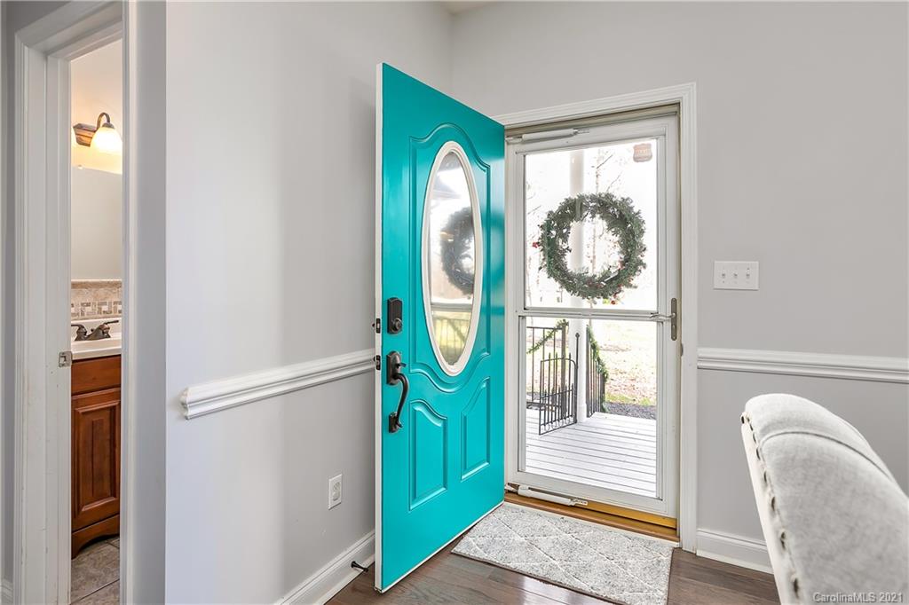 1702 Ivey Church Road Maiden, NC 28650 - Photo 4 of 37 Gallery Image 4