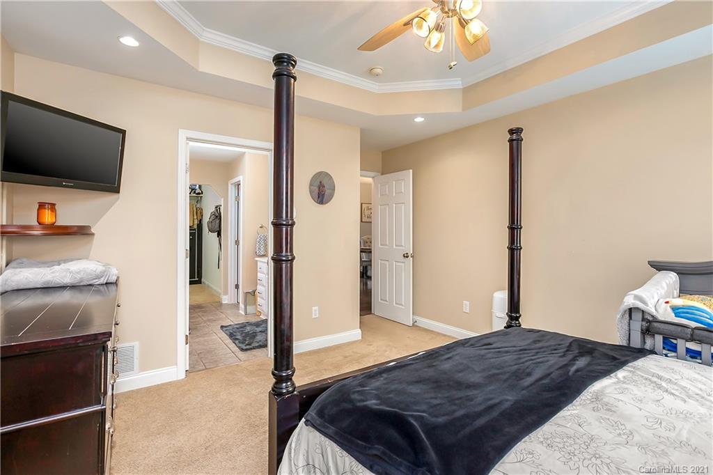 1702 Ivey Church Road Maiden, NC 28650 - Photo 8 of 37 Gallery Image 8