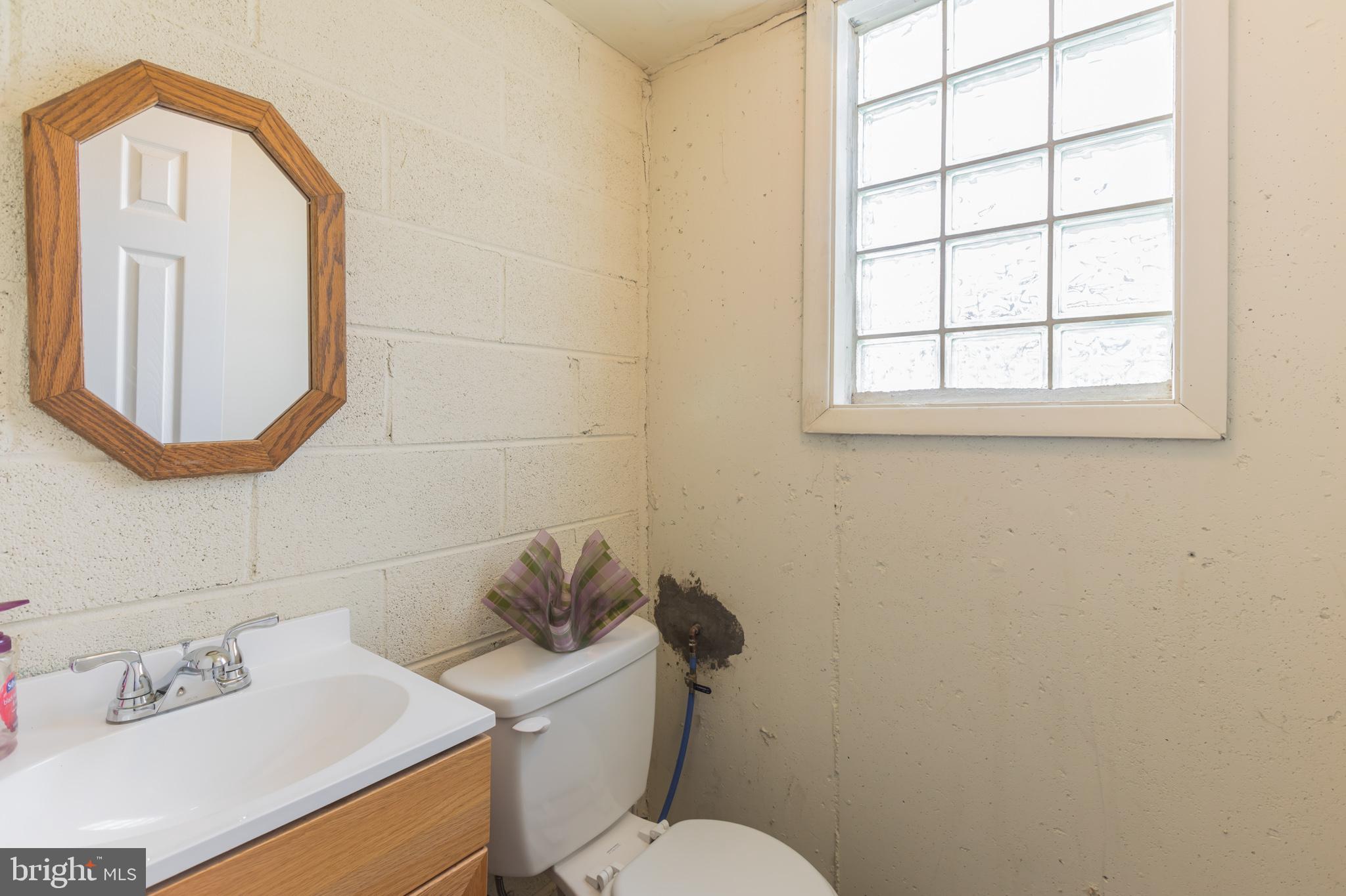 3156 Derry Road Philadelphia, PA 19154 - Photo 21 of 25 Gallery Image 21