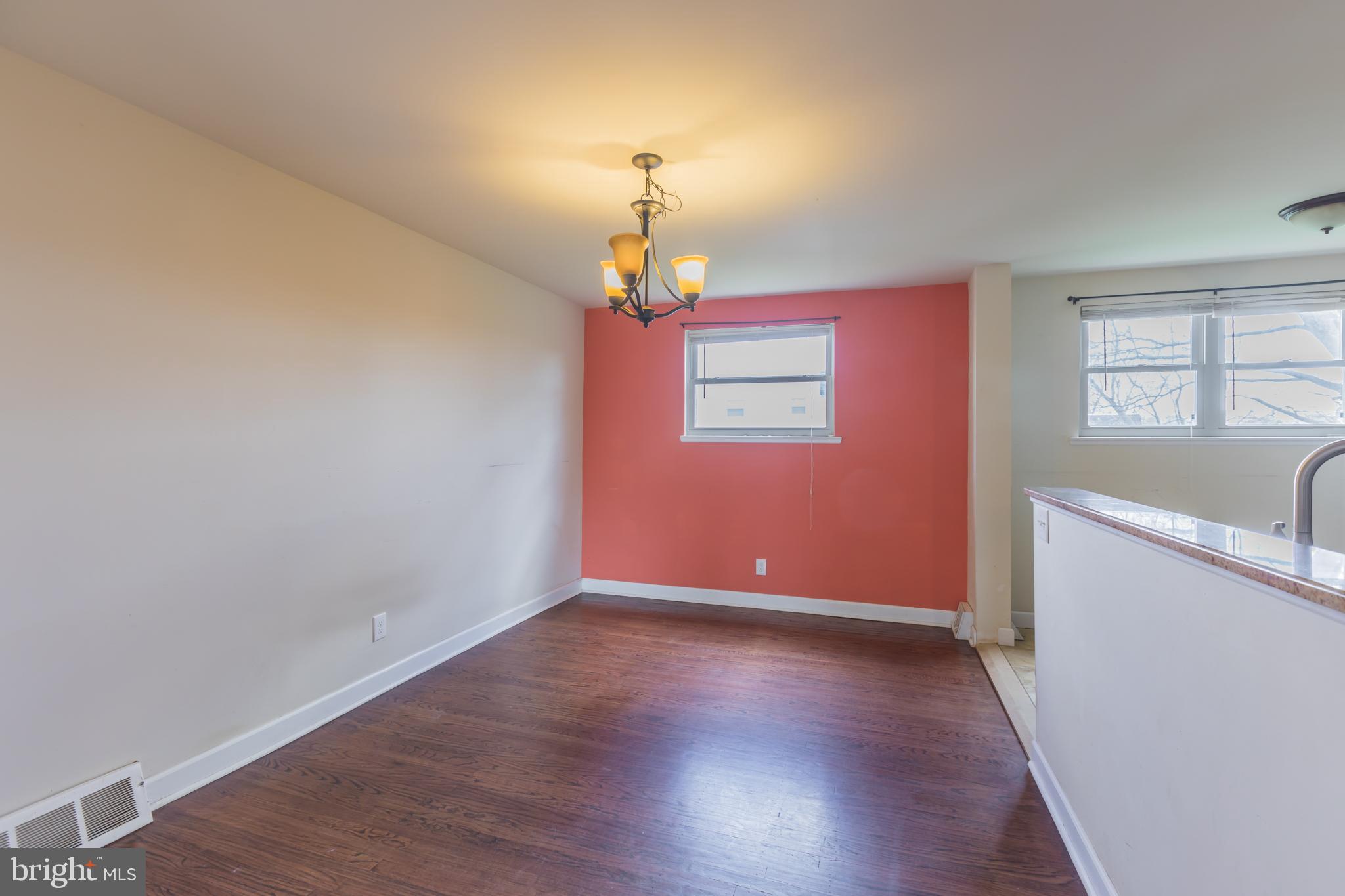 3156 Derry Road Philadelphia, PA 19154 - Photo 5 of 25 Gallery Image 5
