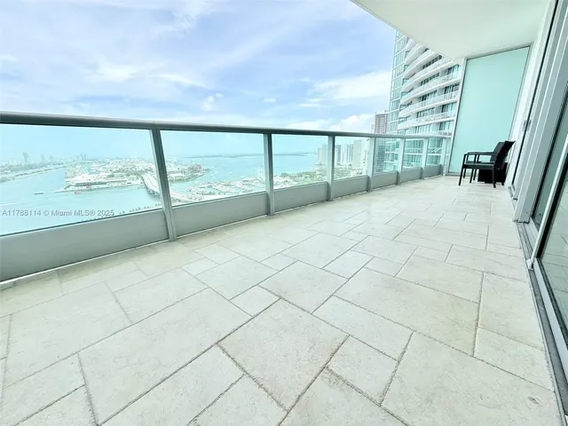 $750,000 | 900 Biscayne Boulevard, Unit 3803, Miami, FL 33132