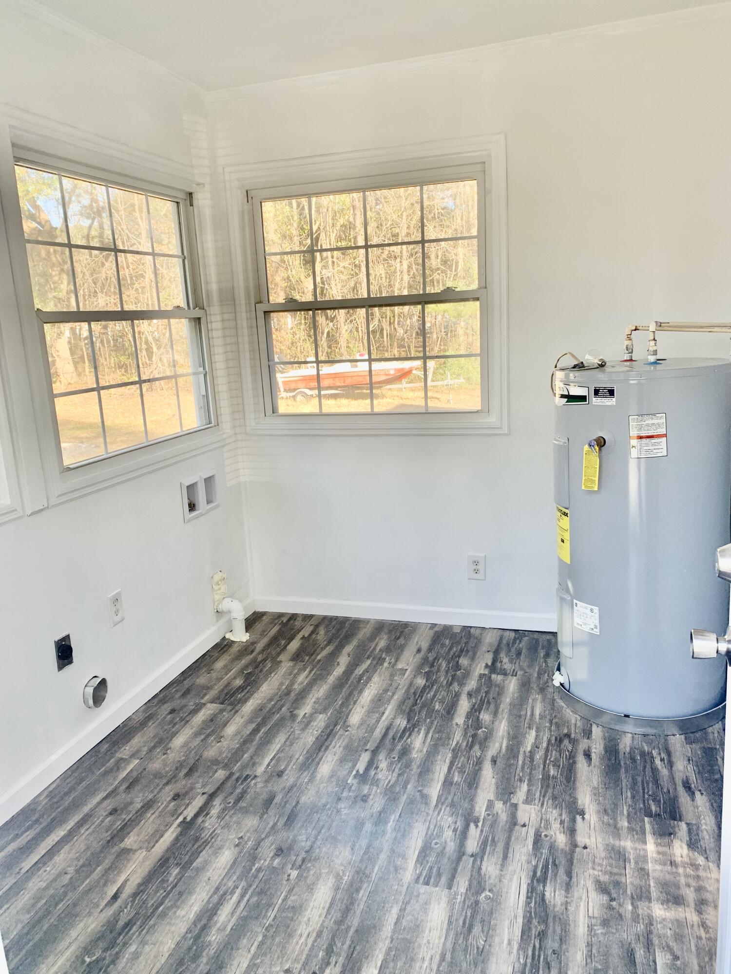 9690 Jamison Road Ladson, SC 29456 - Photo 6 of 23 IMG-2826 (1)
