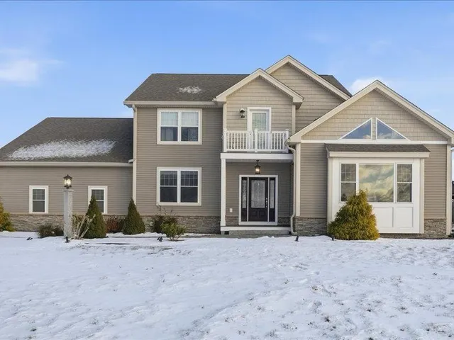 $1,100,000 | 2 Aspen Drive, Unit 14617, Pelham, NH 03076