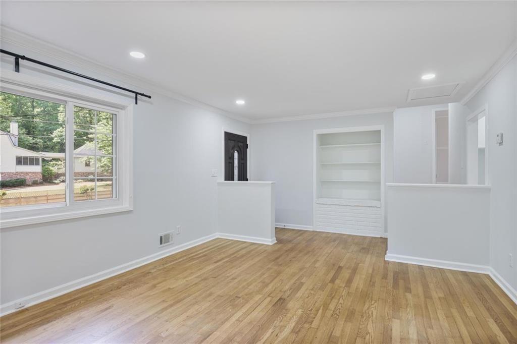 2903 Old Sewell Road Marietta, GA 30068 - Photo 5 of 34