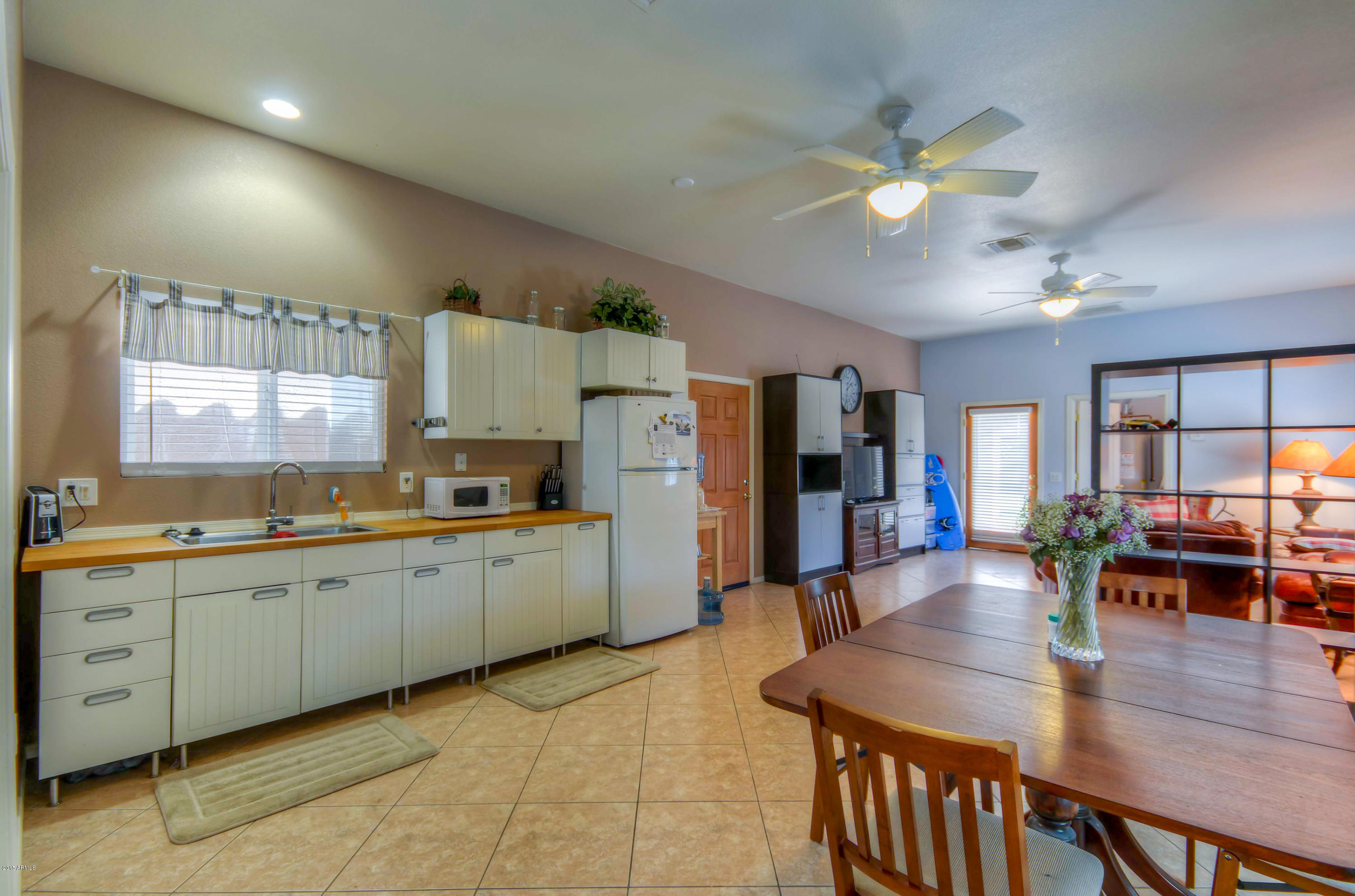 2243 East Victor Road Gilbert, AZ 85296 - Photo 8 of 34 Guest House (9)