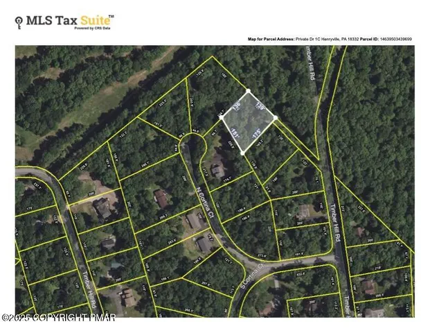 a view of a tennis court