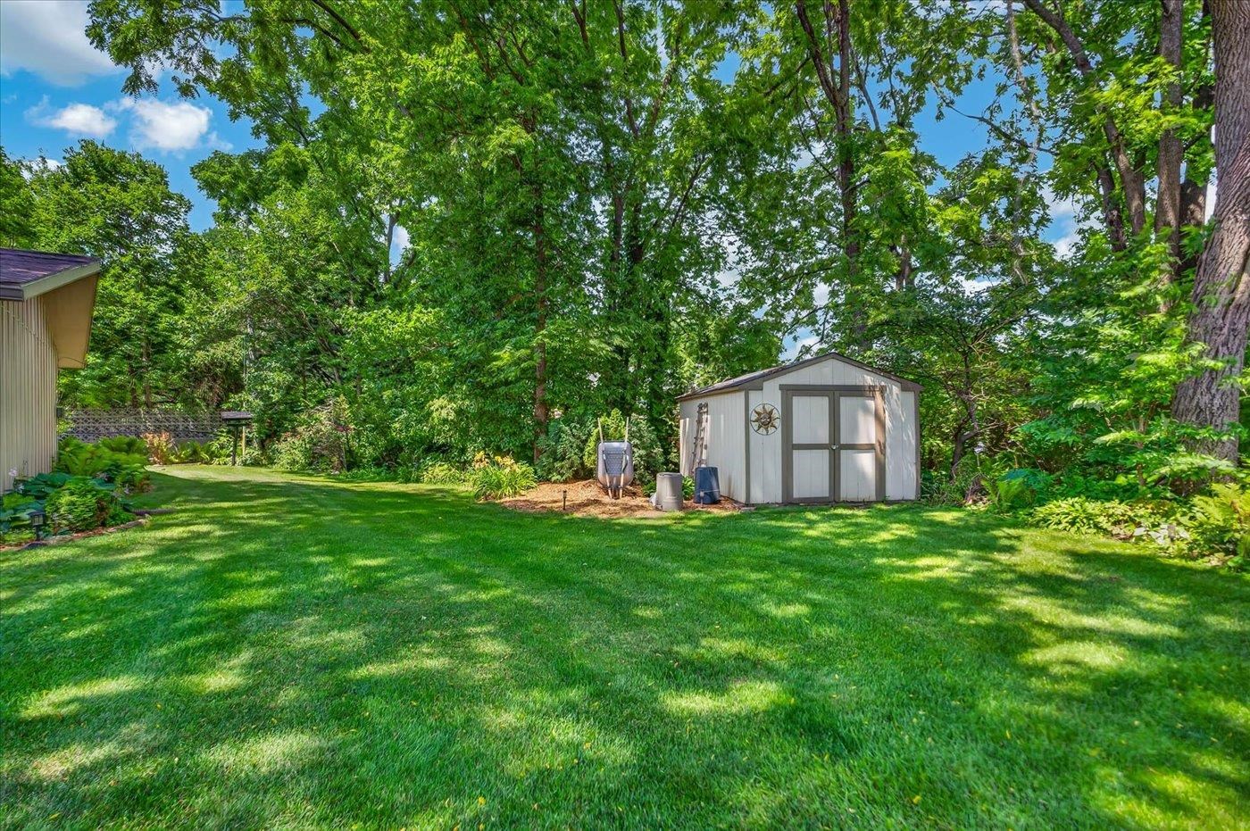 3202 Coventry Trail Madison, WI 53713 - Photo 6 of 39