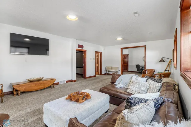 $1,225,708 | 6132 18th Street South, Fargo, ND 58104