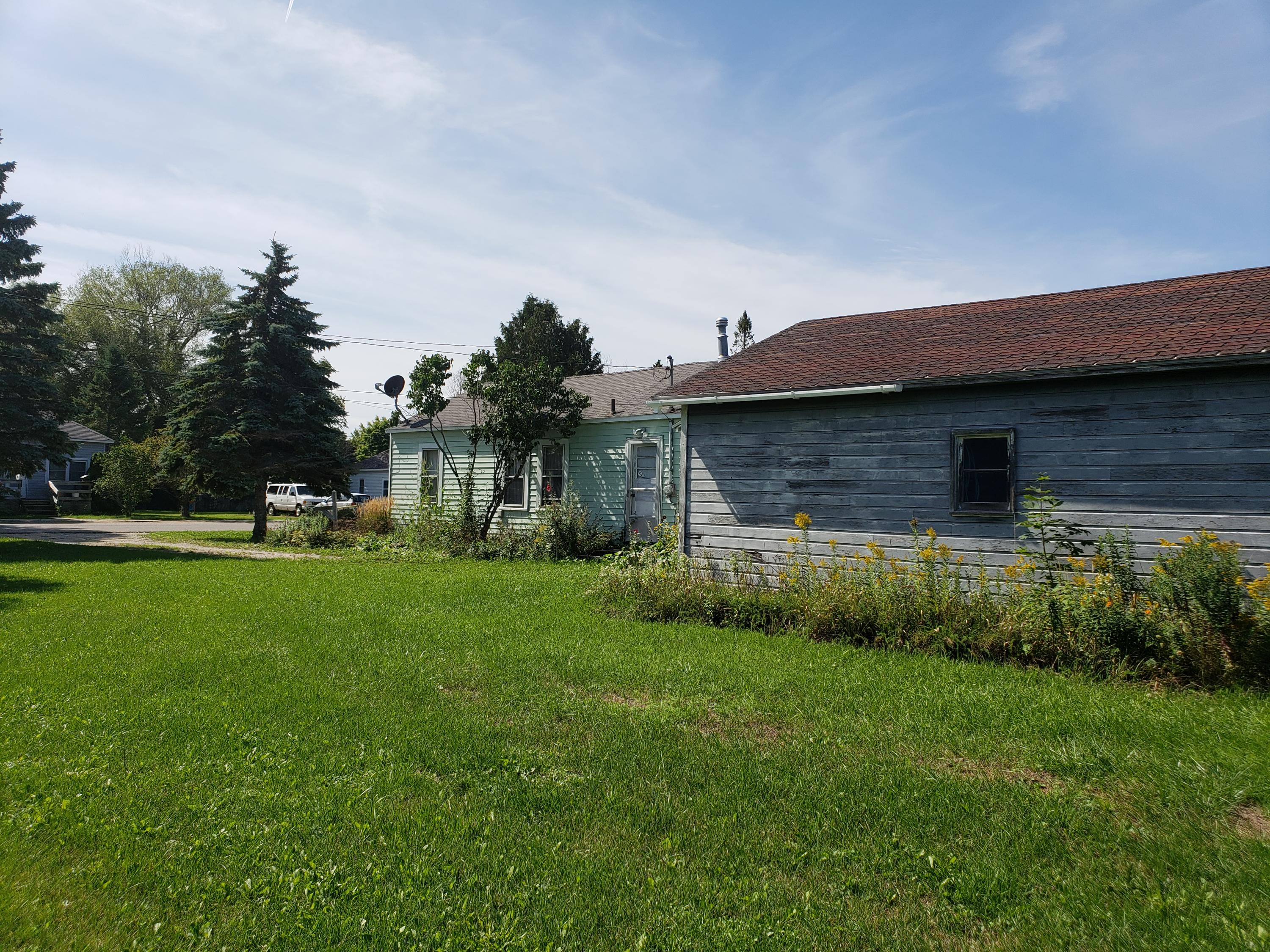 942 Division Street Cheboygan, MI 49721 - Photo 8 of 13 Gallery Image 8