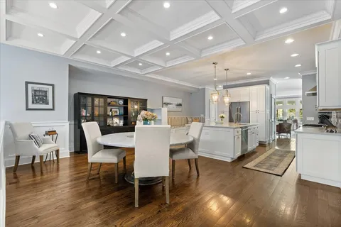 $1,300,000 | 4320 North Whipple Street, Chicago, IL 60618