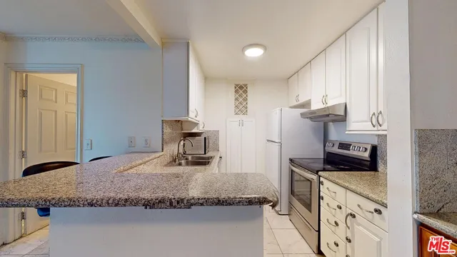 $3,750 | 7777 West 91st Street, Unit E1145, Playa del Rey, CA 90293