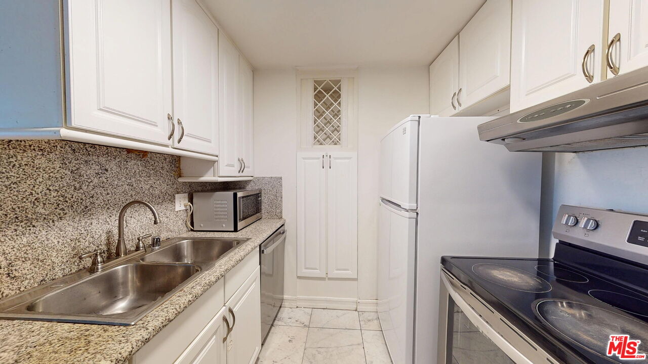 7777 West 91st Street, Unit E1145 Playa del Rey, CA 90293 - Photo 7 of 22