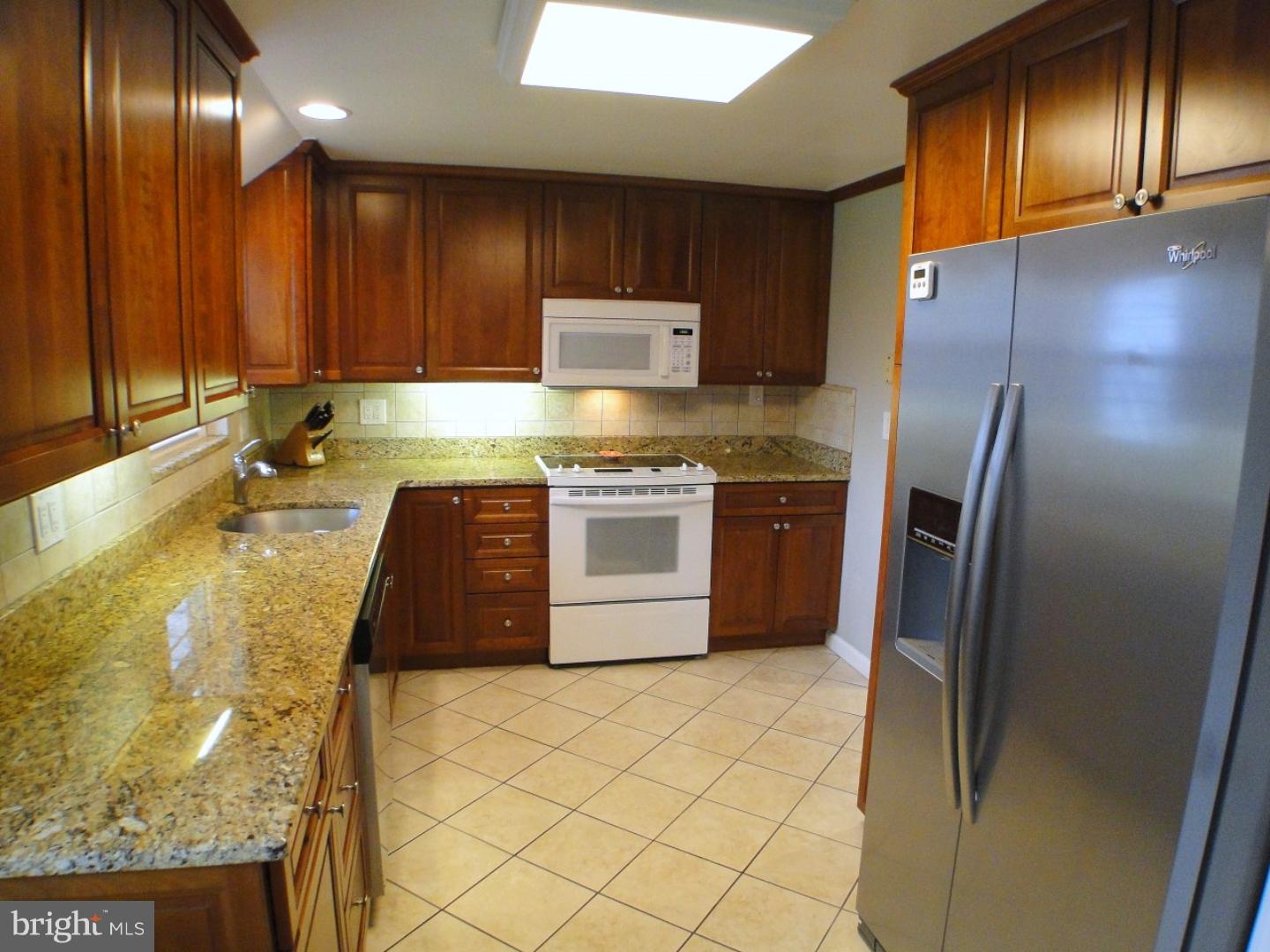 1176 West Valley Road Wayne, PA 19087 - Photo 6 of 25 Kitchen