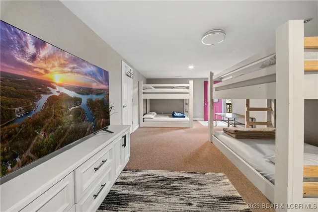 $969,000 | 32787 Dixie Drive, Gravois Mills, MO 65037