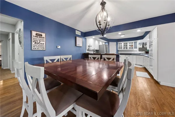 $969,000 | 32787 Dixie Drive, Gravois Mills, MO 65037