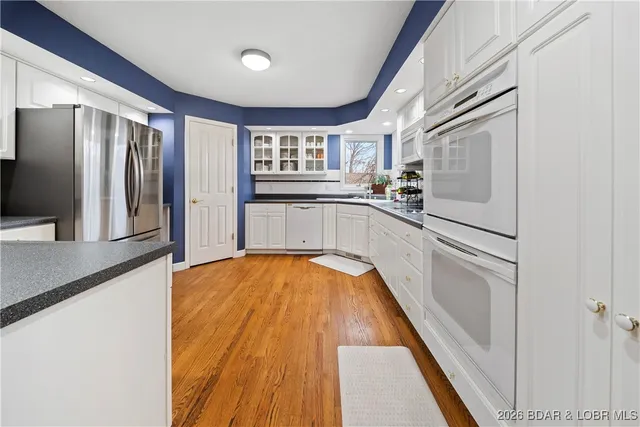 $969,000 | 32787 Dixie Drive, Gravois Mills, MO 65037