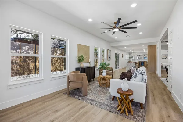 $1,340,000 | 808 West Elizabeth Street, Austin, TX 78704