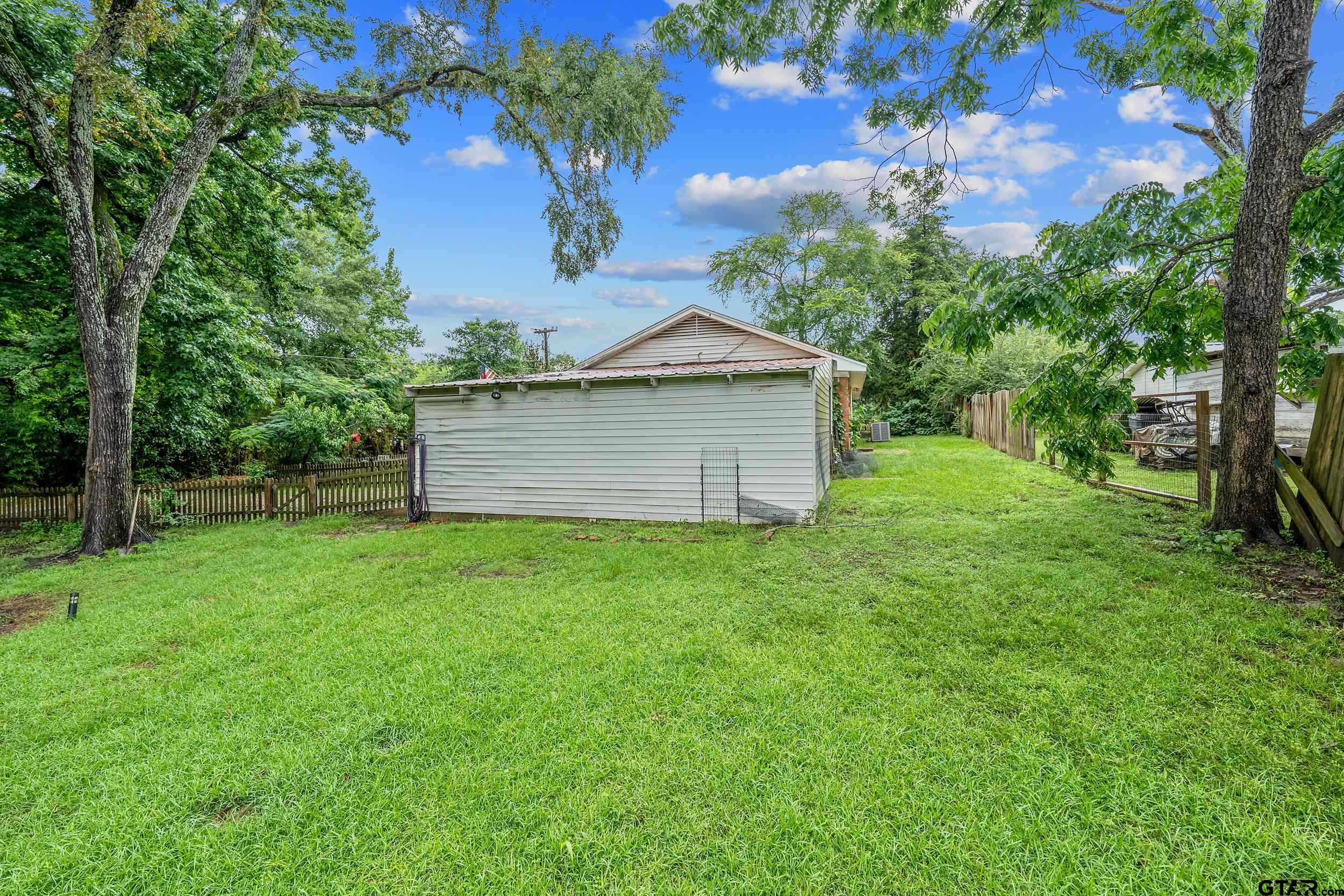 131 Ray Street Rusk, TX 75785 - Photo 6 of 21