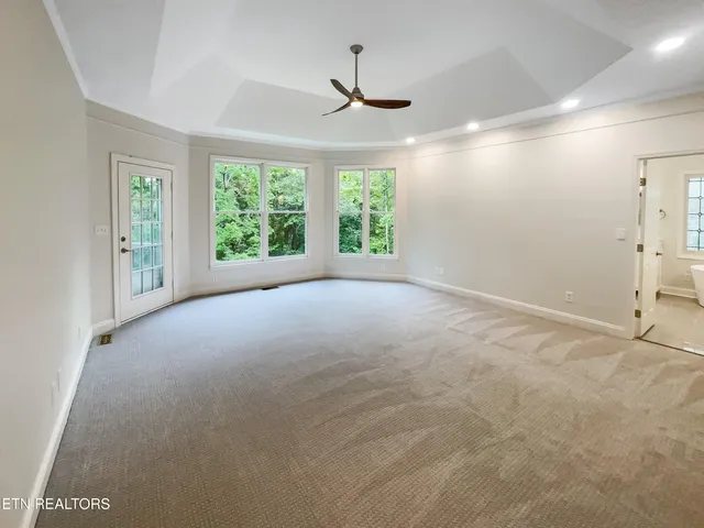 $830,000 | 42 Palisades Parkway, Oak Ridge, TN 37830