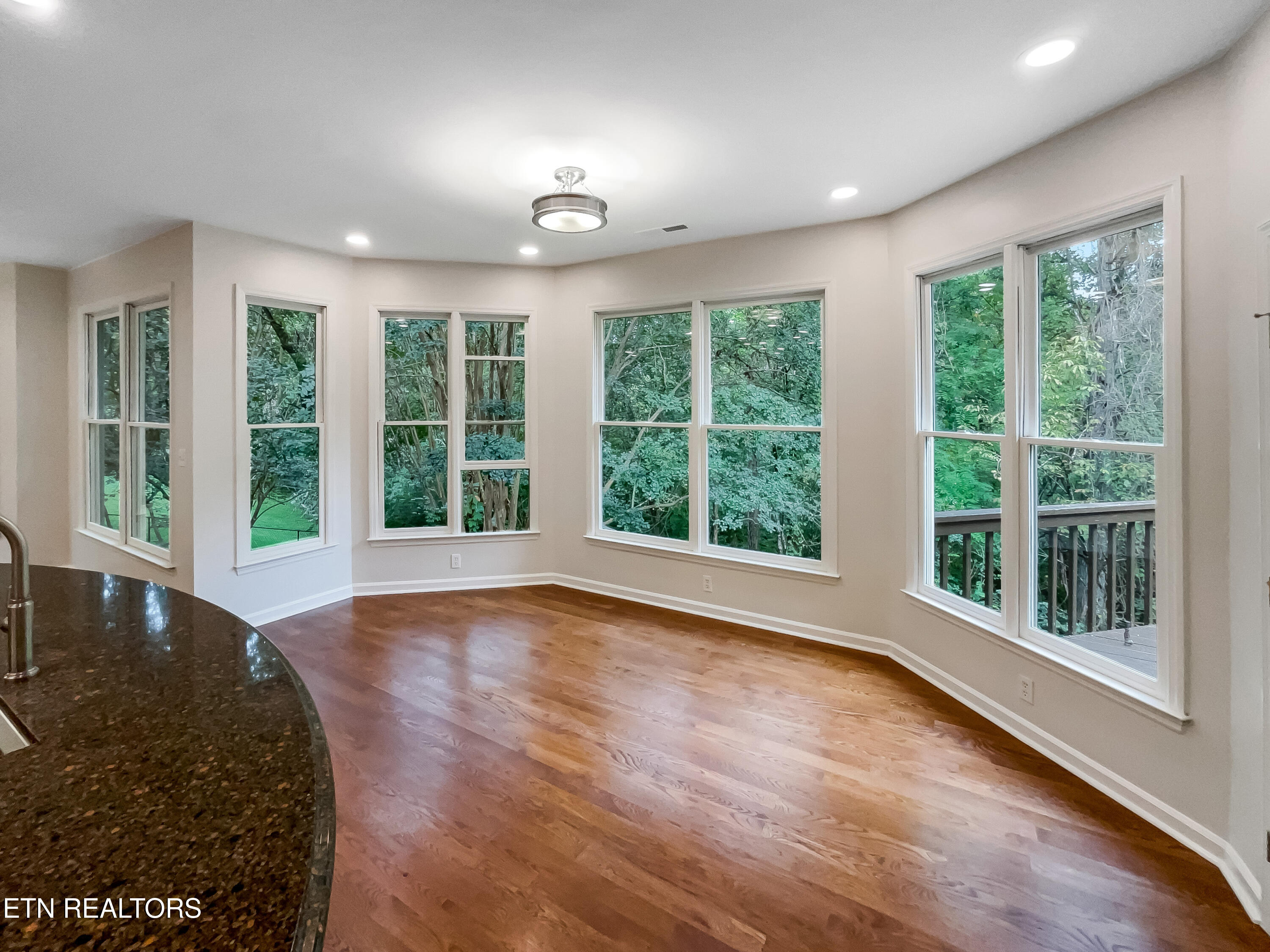 42 Palisades Parkway Oak Ridge, TN 37830 - Photo 21 of 57 photo_22