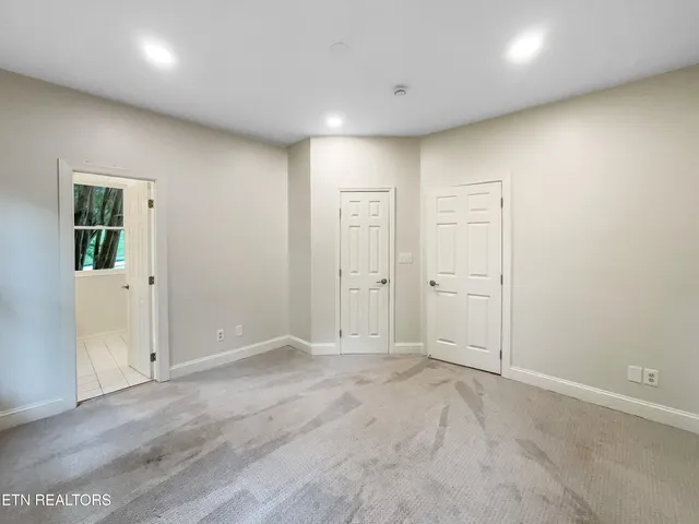 $830,000 | 42 Palisades Parkway, Oak Ridge, TN 37830