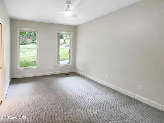 $830,000 | 42 Palisades Parkway, Oak Ridge, TN 37830