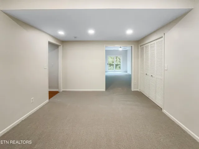 $830,000 | 42 Palisades Parkway, Oak Ridge, TN 37830