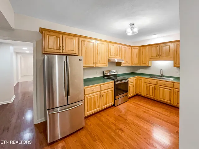 $830,000 | 42 Palisades Parkway, Oak Ridge, TN 37830