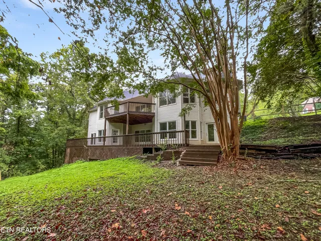 $830,000 | 42 Palisades Parkway, Oak Ridge, TN 37830