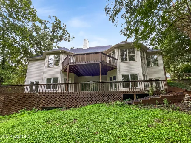 $830,000 | 42 Palisades Parkway, Oak Ridge, TN 37830